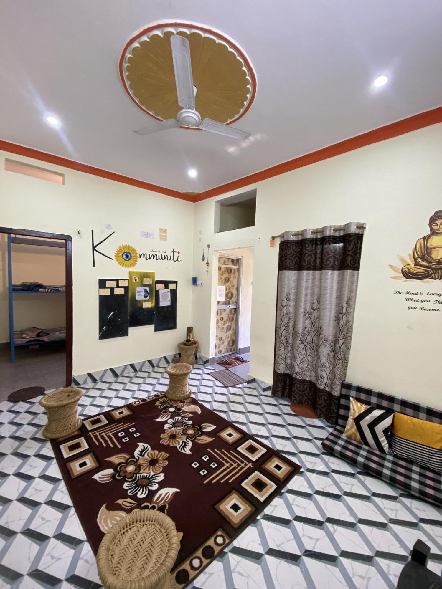 Nikunj Dorme Hostel Rajgir Exterior photo